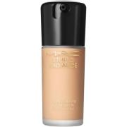 MAC Cosmetics Studio Radiance Serum-Powered Foundation Nw15