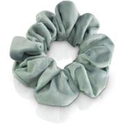 LULU'S ACCESSORIES The Scrunchie Velvet Mint