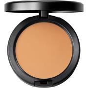 MAC Cosmetics Studio Fix Powder Plus Foundation NC40
