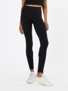 Urban Classics Leggingsit  musta