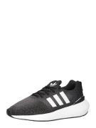 ADIDAS ORIGINALS Matalavartiset tennarit 'Swift Run 22'  musta / valko...