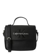Calvin Klein Jeans Olkalaukku  hopeanharmaa / musta