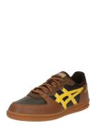 ASICS SportStyle Matalavartiset tennarit 'SKYHAND OG'  ruskea / tumman...