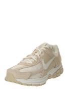 Nike Sportswear Matalavartiset tennarit 'ZOOM VOMERO 5'  beige / valko...