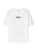 Bershka Paita 'BILLIE EILISH'  sininen / punainen / musta / offwhite