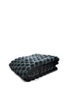 Throw Petrol Egg 170X130Cm Navy Ceannis