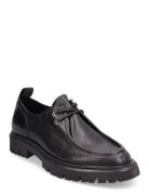Tatum Leather Moc Toe Shoe Black Les Deux