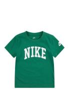 Nike Club Seasonal Tee Green Nike