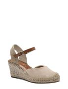 Women Sling Beige Tamaris