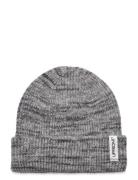 Elm Beanie Grey Upfront