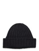 Soft Ribbed Beanie Black Weekday