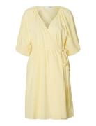 Slfhannah 2/4 Short Wrap Broderi Dress D Yellow Selected Femme