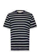 Akkikki Frotte Stripe Tee Navy Anerkjendt