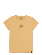 T-Shirt Chest And Backprint Yellow Indian Blue Jeans