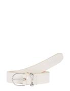 Ck Must Organic Loop Belt 25Mm White Calvin Klein