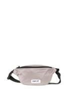 Day Gweneth Re-S Bum Grey DAY ET