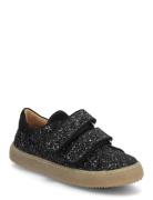 Shoes - Flat - With Velcro Black ANGULUS