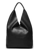 Triangle Pu Shoulder Bag Black Ceannis
