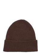 Beanie Brown Amanda Christensen