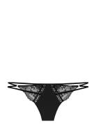 Lyra Satin String Black Dorina