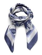 Cwfaye Blue Claire Woman