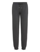 Lr-Nuka Grey Levete Room