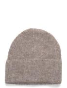 Rib-Knit Cap Beige Mango