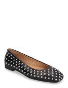 Katie Studs Black Pavement