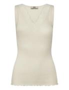 Rmwbea Sl V-Neck Top Cream RM By Rosemunde