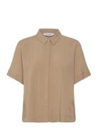 Srfreedom Ss Shirt Beige Soft Rebels