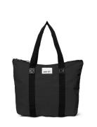 Day Gweneth Re-S Bag M Black DAY ET