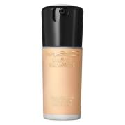 MAC Studio Radiance Serum-Powered Foundation 30 ml - NC18