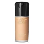 MAC Studio Radiance Serum-Powered Foundation 30 ml - NW20