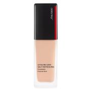 Shiseido Synchro Skin Self-Refreshing Foundation 30 ml – 140