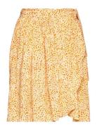 Slfjalina Hw Short Wrap Skirt M Lyhyt Hame Multi/patterned Selected Fe...