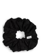 Daydream Scrunchie Accessories Hair Accessories Scrunchies Black SUI A...