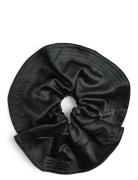 Pcnina Scrunchie D2D Accessories Hair Accessories Scrunchies Black Pie...