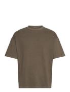 Great Boxy T-Shirt Tops T-shirts Short-sleeved Khaki Green Weekday