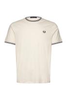 Twin Tipped T-Shirt Designers T-shirts Short-sleeved Cream Fred Perry