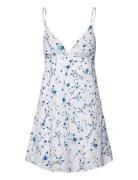 Mini Dress Lyhyt Mekko White Gina Tricot