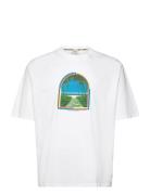 Loose Fit Front Chest Artwork T-Shirt Tops T-shirts Short-sleeved Whit...