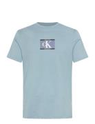Ss 30S Eu Sp Ck Box Tape Graphic Tops T-shirts Short-sleeved Blue Calv...