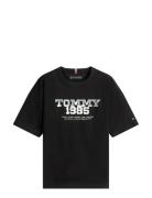 Tommy 1985 Graphic Print Tee Ss Tops T-shirts Short-sleeved Black Tomm...