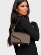 ATP ATELIER - Olkalaukut - Khaki - Assisi Leather Shoulder Bag - Lauku...
