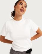 JJXX - Valkoinen - Jxbelle Tight Ss Tee Jrs Noos