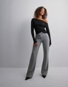 Nelly - Harmaa - Keep It Up Flare Pants