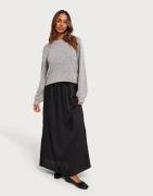 Only - Musta - Onlsuzette Ankel Long Satin Skirt W