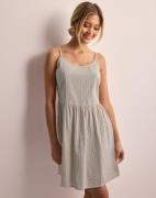 Pieces - Beige - Pcsmilla Short Slip Dress D2D