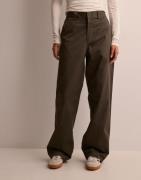 Dr Denim - Ruskea - Hill Pants