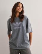 Adidas Originals - Harmaa - Wash Tee